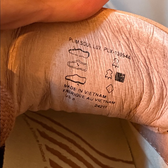 Taos Footwear Tan Leather Sneakers - Picture 8 of 11